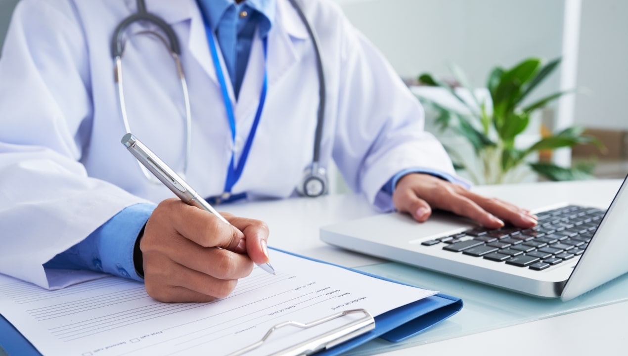 Efficacy and safety of amphotericin B emulsion versus liposomal formulation in Indian patients with visceral leishmaniasis: a randomized, open-label study